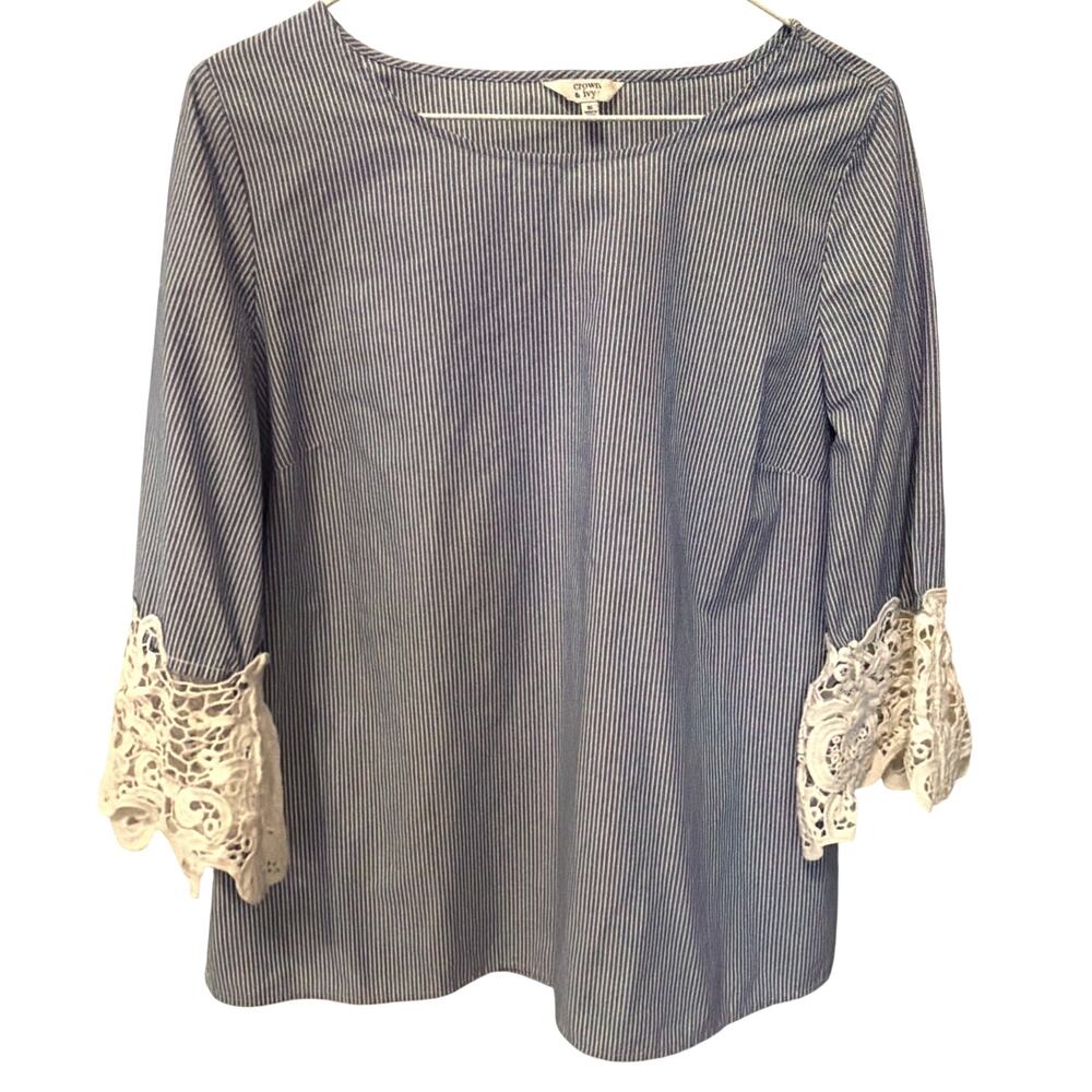 Crown & Ivy Blouse Women's Medium Blue White Striped Lace Cuff Boho Cottagecore